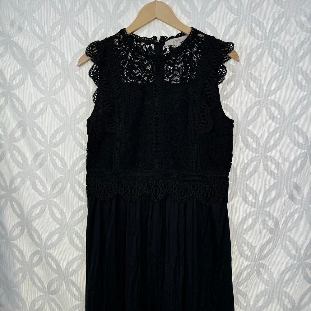 LOFT Black Lace Bodice Sleeveless Fit and Flare Dress NWT Size 6 - Picture 5 of 9